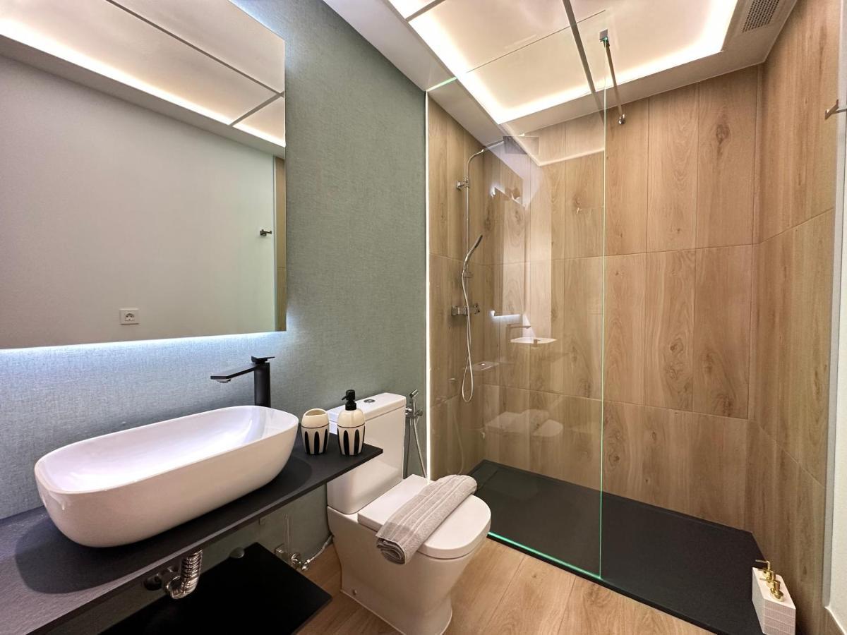 Suites 18 - Hostatel 格拉纳达 外观 照片